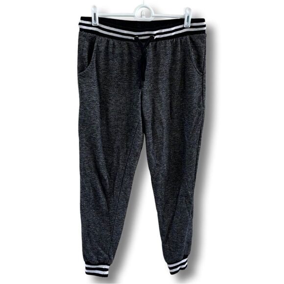🔹4/$25 Rue21 Sweatpants  - Picture 2 of 8
